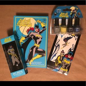 NIB Gotham makeup bundle batgirl